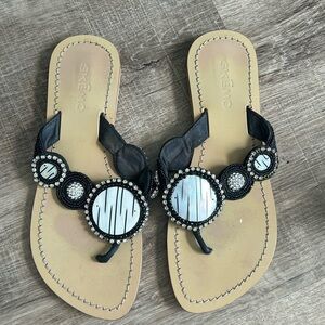 Skemo Women's Rhinestone Beaded Shell Slip On Flats Boho Sandals Black Straps 8